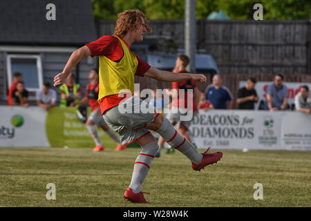 Swindon, Wiltshire REGNO UNITO, 7 Luglio 2019 Nuovo contratto player Ralph Graham riscaldamento di preseason friendly presso il Supermarine FC vs Swindon Town FC Foto Stock