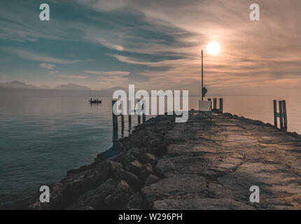 Sunny serata al Lac Leman al mattino Foto Stock