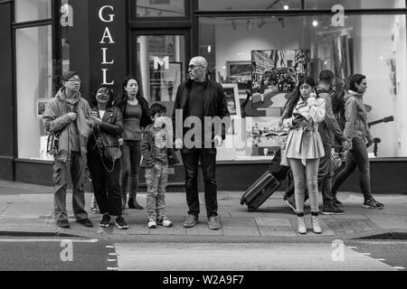 Londra la gente per strada Foto Stock