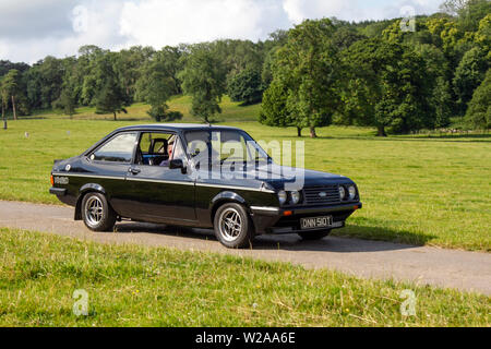 Auto sportiva nera Ford Escort RS anni '1979 70 al Classic Car Rally - la mostra di auto e bici d'epoca di Mark Woodward si sposta verso la scenografica Carnforth per mostrare altri classici, motori storici e d'epoca e oggetti da collezione alla fiera Leighton Hall di quest'anno. Foto Stock