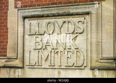 Placca su Lloyds Bank Building, Ely, Cambridgeshire, England, Regno Unito Foto Stock