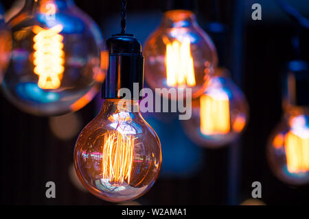 Bella di lusso retrò edison lampada luce arredamento Foto Stock
