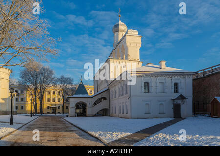 Il campanile di Santa Sofia nella cattedrale di Novgorod Cremlino. La Russia Foto Stock