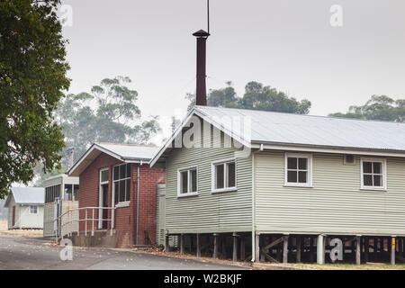 Australia, Victoria, VIC, Bonegilla, il migrante Bonegilla Experience Museum, post-WW2 impianto di immigrati, caserma di alloggiamento esterno Foto Stock