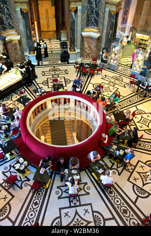 Cafe e ristorante nel Museo di Storia dell'arte, Vienna, Austria, Europa Centrale Foto Stock