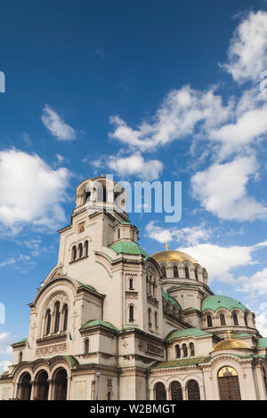 La Bulgaria, Sofia, Ploshtad Alexander Nevski Square, Aleksander Nevski Chiesa Foto Stock