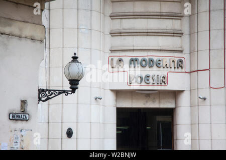 La Moderna Poesia bookshop, Obispo, Habana Vieja, Havana, Cuba Foto Stock