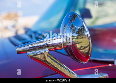 1959 Dodge Custom leale Lancer Convertible, Playa del Este, Havana, Cuba Foto Stock