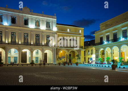 Plaza Vieja, Habana Vieja, Havana, Cuba Foto Stock