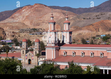 Il Cile, Andacollo, il Templo Grande O Basilica Chiesa, vista in elevazione Foto Stock