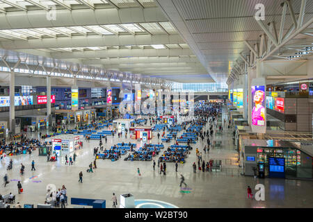 Cina, Shanghai, Minhang District Shanghai Hongqiao stazione ferroviaria Foto Stock