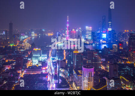 Lo skyline di Pudong e East Nanjing Road, Shanghai, Cina Foto Stock