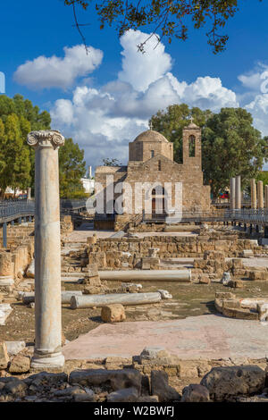 Pilastro di San Paolo, Panagia Chrysopolitissa chiesa, Paphos, Cipro Foto Stock