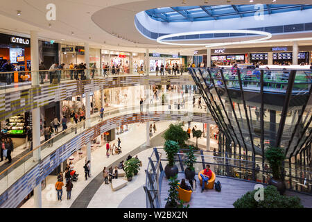 Germania, Baden-Wurttemburg, Stoccarda, Mailander Platz, Milaneo shopping centre, interno, aperto nel 2014 Foto Stock