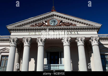 San Salvador El Salvador, il Palazzo Nazionale, colonne corinzie, dichiarata monumento nazionale nel 1980 Foto Stock