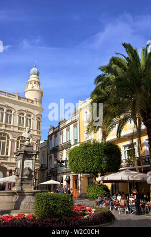 Ristorante in Plaza de Cairasco, Triana, Las Palmas de Gran Canaria Gran Canaria Isole Canarie Spagna, Oceano Atlantico, Europa Foto Stock