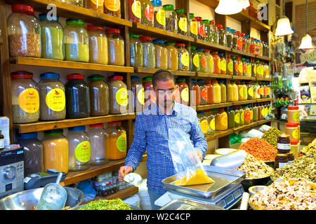 Negozio di spezie, Mahane Yehuda Market, Gerusalemme, Israele, Medio Oriente Foto Stock