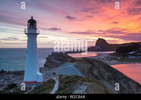 Faro di Castlepoint, Wairarapa, Isola del nord, Nuova Zelanda Foto Stock