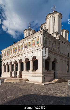 La Romania, Bucarest, Rumeno Cattedrale Patriarcale, esterna Foto Stock