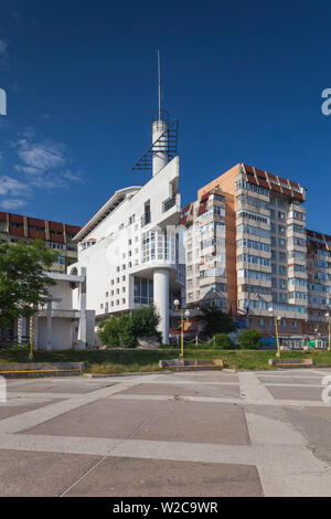 La Romania, Danubio Delta, Tulcea, waterfront edifici dal fiume del Danubio Foto Stock