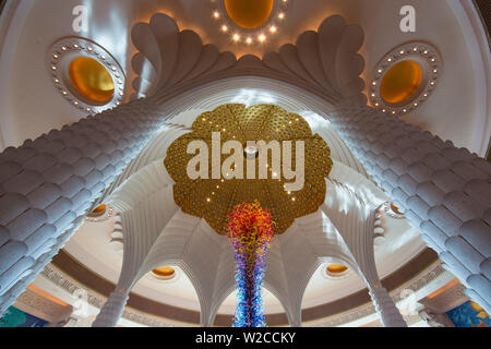 La lobby dell'Hotel Atlantis, Palm Jumeirah, Dubai, Emirati Arabi Uniti Foto Stock