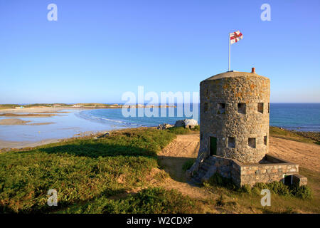 Martello Tower n. 5, L'Ancresse Bay, Guernsey, Isole del Canale Foto Stock