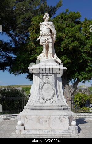 Monumento Matthias Johann Graf von der Schulenburg da Antonio Corradini, città di Corfù, l'isola di Corfù, Isole Ionie, Grecia Foto Stock