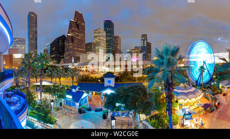 Lo skyline della citta', Houston, Texas, Stati Uniti d'America Foto Stock