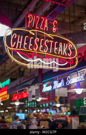 Stati Uniti d'America, Pennsylvania, Philadelphia, Reading Terminal Market, mercato alimentare interno Foto Stock