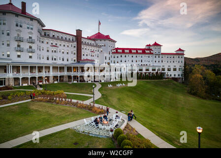 Stati Uniti d'America, New Hampshire, White Mountains, le istituzioni di Bretton Woods, il Mount Washington Hotel, esterna Foto Stock