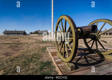 Stati Uniti d'America, Kansas, Larned, Fort Larned National Historic Site, metà del XIX secolo avamposto militare, proteggendo il Santa Fe Trail, artiglieria Foto Stock