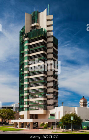 Stati Uniti d'America, Oklahoma, Bartlesville, Price Tower, solo grattacielo progettato da Frank Lloyd Wright, costruito nel 1956 Foto Stock