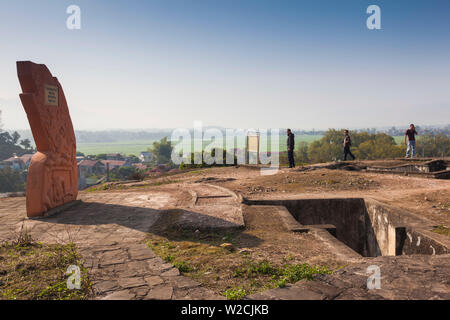 Il Vietnam, Dien Bien Phu, A1 Hill, Eliane, sito di battaglia della finale militare vietnamita la vittoria sui Francesi nel 1954, francese bunker sotterraneo Foto Stock