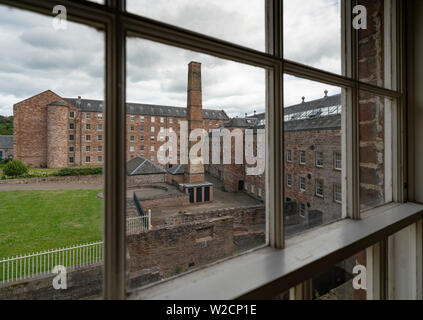 Vista del centro storico di conserve di Stanley Mills ex Cotton Mills nella factory di Stanley, Perthshire, Scotland, Regno Unito Foto Stock