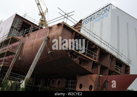 I lavoratori del cantiere in Ferguson Cantiere Marine sul fiume Clyde, a Port Glasgow, Scozia. Foto Stock