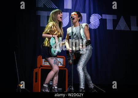 KT Tunstall esegue dal vivo al 2019 Cornbury Festival, grande Tew, Oxfordshire Foto Stock