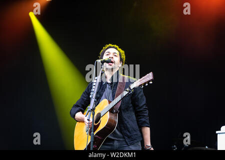 Il Shires eseguire live al 2019 Cornbury Festival, grande Tew, Oxfordshire Foto Stock