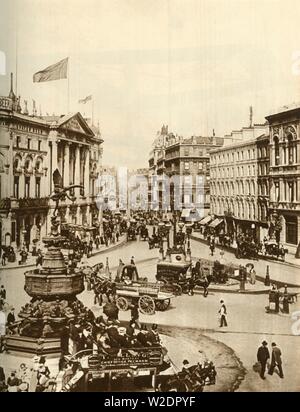 Statua di Eros a Piccadilly Circus, Londra, c1910, (1935). Creatore: sconosciuto. Foto Stock