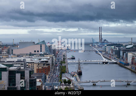 Lo skyline di Dublino da una prospettiva aerea Foto Stock