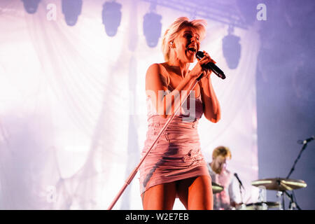 Roskilde, Danimarca. Luglio 06th, 2019. Il cantante svedese e Robyn esegue un concerto dal vivo durante il danese music festival Roskilde Festival 2019. (Photo credit: Gonzales foto - Malthe Ivarsson). Foto Stock