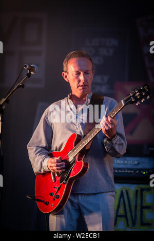 Le offerte speciali di eseguire dal vivo presso il 2019 Cornbury Festival, grande Tew, Oxfordshire Foto Stock