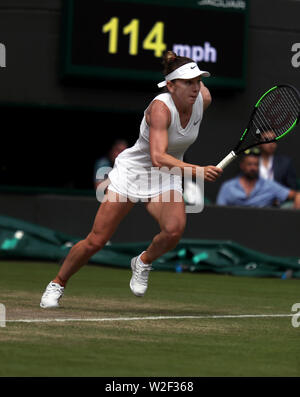 Il torneo di Wimbledon, 8 luglio 2019 - Simona Halep in azione oggi contro Cori Gauff durante il loro quarto round corrispondono a Wimbledon. Halep ha vinto in retta fissa. Foto Stock
