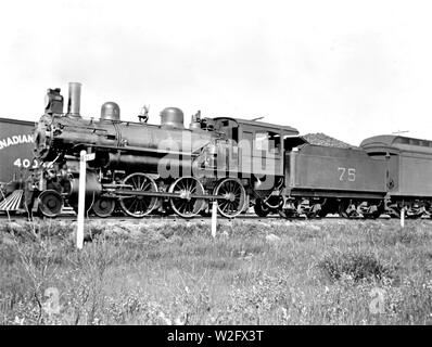 Fotografia del canadese Northern locomotore ferroviario, numero 75, a giunzione Warman, Saskatchewan, prese nel 1907. Foto Stock