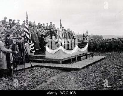 Presidente Woodrow Wilson consegna il giorno di Natale indirizzo a soldati di A.E.F. Langres, hte. Marne, Francia ca. 12/25/1918 Foto Stock