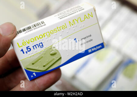 Farmacia. Levonorgestrel un farmaco ormonale che è utilizzato in un certo numero di metodi per il controllo delle nascite. La Francia. Foto Stock