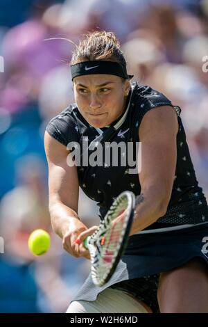 Aryna Sebalenka giocando a tennis presso la natura internazionale di valle 2019 Eastbourne Foto Stock