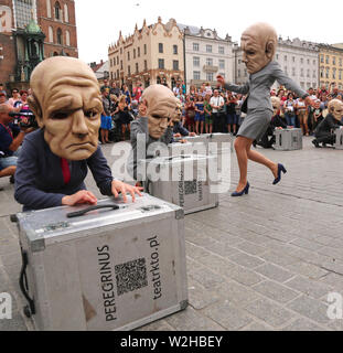 Cracovia. Cracovia. La Polonia. Teatro di strada FestivaI. International evento annuale incontro di street artisti. Foto Stock