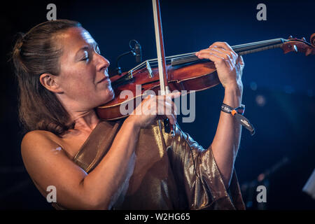 Roskilde, Danimarca. Luglio 06th, 2019. Il ensemble tedesco Zeitkratzer esegue un concerto dal vivo durante il danese music festival Roskilde Festival 2019. (Photo credit: Gonzales foto - Thomas RASMUSSEN). Foto Stock