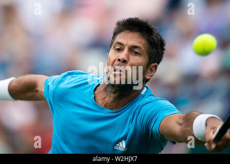 Fernando Verdasco di Spagna giocando diretti contro John Millman dell Australia a valle della natura International 2019, Devonshire Park, Eastbourne - Engla Foto Stock