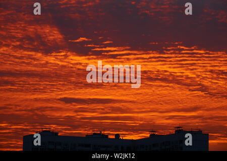 Beautiful Dawn a Mosca nel quartiere Babushkinskiy Foto Stock